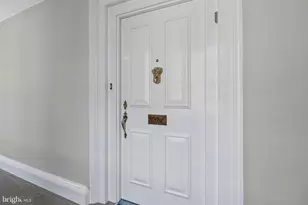 2828 Wisconsin Ave NW, Washington, DC 20007 - Photo 3