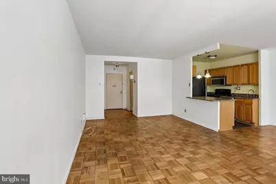 2475 Virginia NW #220, Washington, DC 20037 - Photo 9
