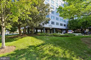 2475 Virginia NW, Washington, DC 20037 - Photo 1
