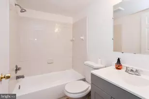 1704 NE Montana Ave NE, Washington, DC 20018 - Photo 13