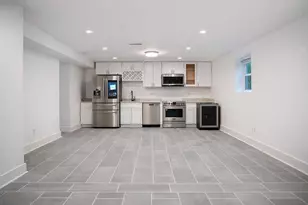 1633 Kalmia Rd NW, Washington, DC 20012 - Photo 5