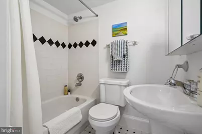 720 L Street NE, Washington, DC 20002 - Photo 35