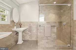 7325 16th St NW, Washington, DC 20012 - Photo 17