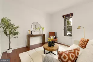 709 16th St NE, Washington, DC 20002 - Photo 7