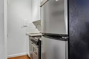 1816 New Hampshire Ave NW, Washington, DC 20009 - Photo 17