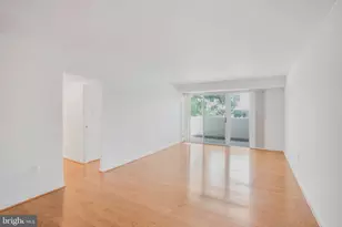 700 7th Street SW, Washington, DC 20024 - Photo 3