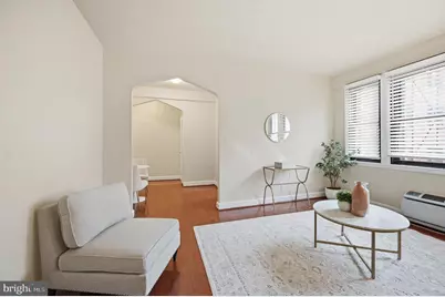 1010 25th Street NW #109, Washington, DC 20037 - Photo 5