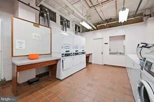 1010 25th St NW, Washington, DC 20037 - Photo 23