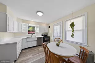 335 Quackenbos St NE, Washington, DC 20011 - Photo 9