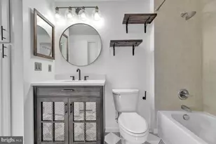 355 I Street SW, Washington, DC 20024 - Photo 13