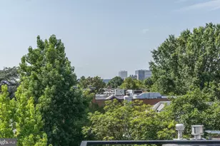 1683 34th St NW, Washington, DC 20007 - Photo 43