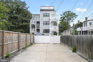 3223 Warder St NW, Washington, DC 20010 - Photo 37