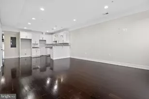 3223 Warder St NW, Washington, DC 20010 - Photo 11