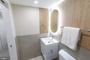 336 Oakdale Pl NW, Washington, DC 20001 - Photo 13