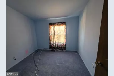 916 Hilltop Terrace SE, Washington, DC 20019 - Photo 9