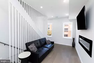 336 Oakdale Pl NW, Washington, DC 20001 - Photo 17