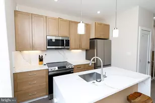 336 Oakdale Pl NW, Washington, DC 20001 - Photo 3