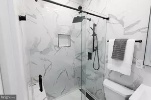 336 Oakdale Pl NW, Washington, DC 20001 - Photo 23