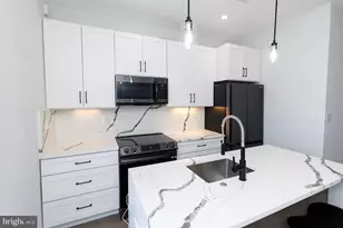 336 Oakdale Pl NW, Washington, DC 20001 - Photo 17