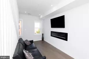 336 Oakdale Pl NW, Washington, DC 20001 - Photo 15