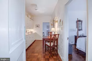 4000 Cathedral Ave NW, Washington, DC 20016 - Photo 11