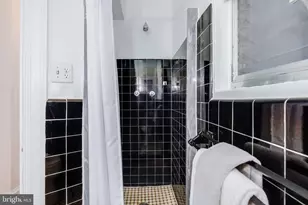 4000 Cathedral Ave NW, Washington, DC 20016 - Photo 27
