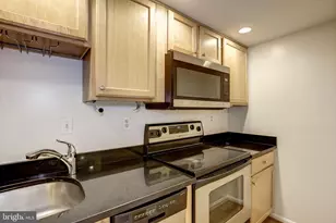 1133 13th St NW, Washington, DC 20005 - Photo 7