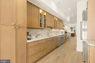 1309 Wallach Pl NW, Washington, DC 20009 - Photo 7