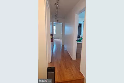 1009 E Street SE, Washington, DC 20003 - Photo 3