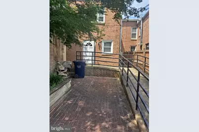 1009 E Street SE, Washington, DC 20003 - Photo 17