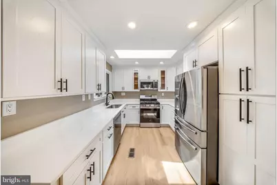 2933 Arizona Avenue NW, Washington, DC 20016 - Photo 13