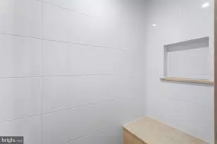 1025 1st St SE, Washington, DC 20003 - Photo 21