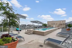 1025 1st St SE, Washington, DC 20003 - Photo 23