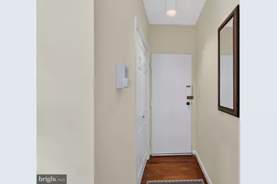 115 E SE #201, Washington, DC 20003 - Photo 9
