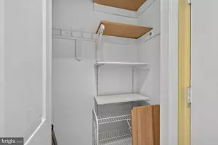 115 E SE, Washington, DC 20003 - Photo 15