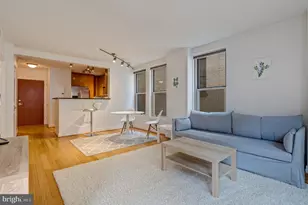 915 E St NW, Washington, DC 20004 - Photo 3