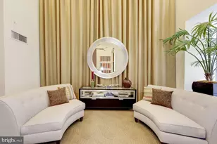 915 E St NW, Washington, DC 20004 - Photo 45