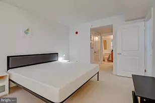 915 E St NW, Washington, DC 20004 - Photo 15