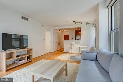 915 E Street NW #1001, Washington, DC 20004 - Photo 1