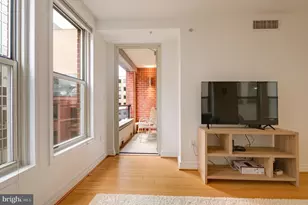 915 E St NW, Washington, DC 20004 - Photo 9