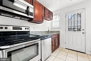 1648 L St NE, Washington, DC 20002 - Photo 7