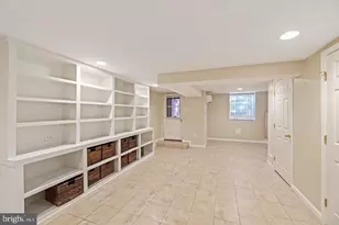 1817 Belmont Rd NW, Washington, DC 20009 - Photo 3