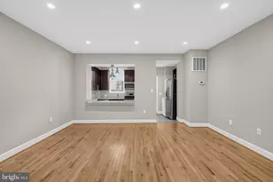 208 T St NE, Washington, DC 20002 - Photo 11