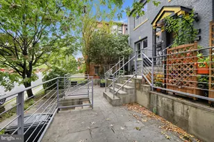 208 T St NE, Washington, DC 20002 - Photo 13