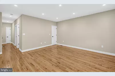 208 T Street NE #1, Washington, DC 20002 - Photo 9