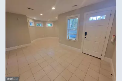 623 6th Street NE, Washington, DC 20002 - Photo 5