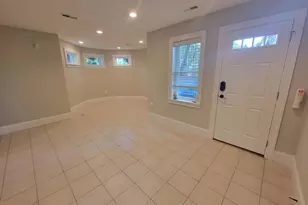 623 6th St NE, Washington, DC 20002 - Photo 5