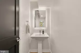 1007 O St NW, Washington, DC 20001 - Photo 9