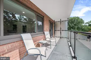 4201 Cathedral Ave NW, Washington, DC 20016 - Photo 21