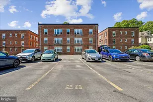4481 MacArthur Blvd NW, Washington, DC 20007 - Photo 9